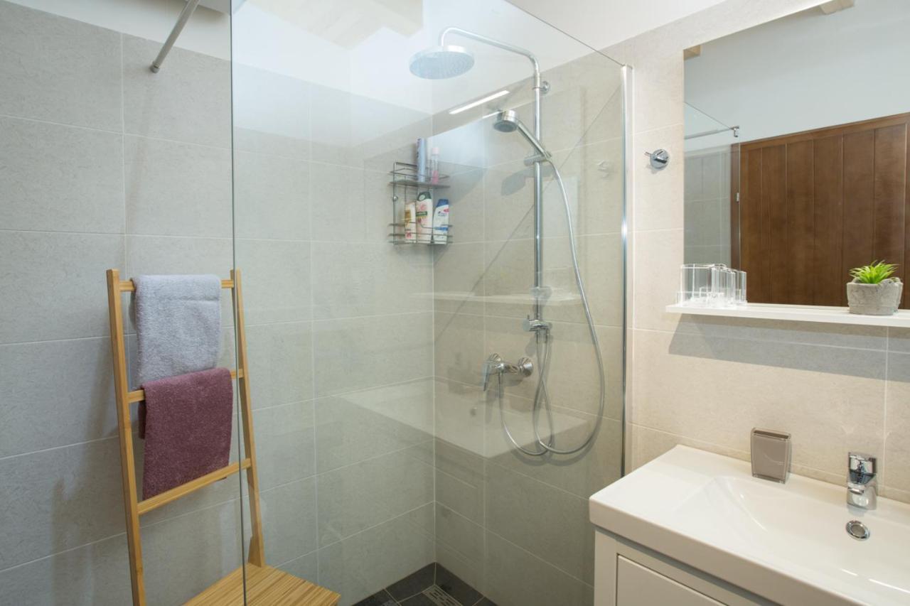 Holiday Home Natura Слунь Екстер'єр фото