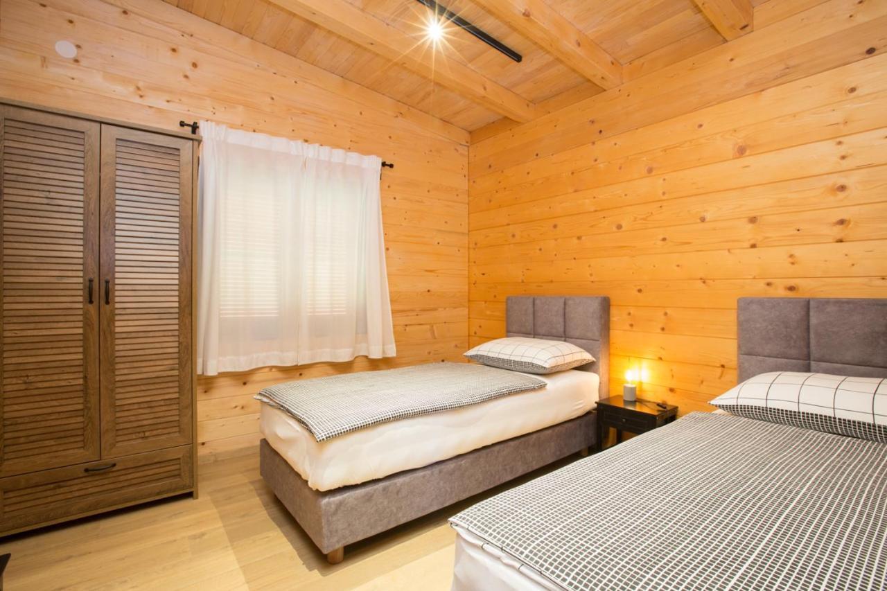 Holiday Home Natura Слунь Екстер'єр фото